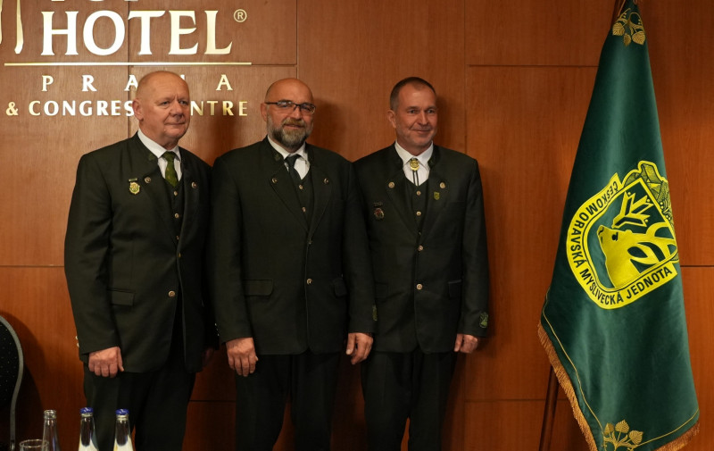 Zleva: JUDr. Petr Valenta, Ing. Jiří Janota, Ing. Petr Honeš.