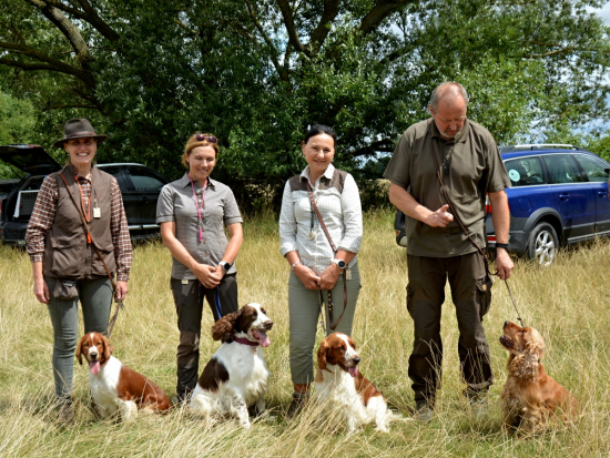 Skupina úspěšných slídičů.